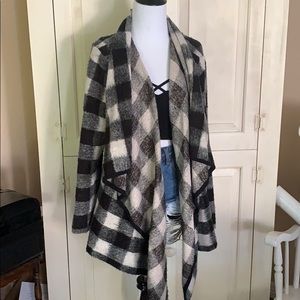 Plaid oversized cardigan/wrap sweater